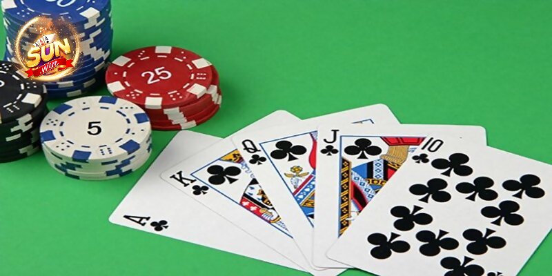 Xì tố 5 lá là một dạng biến thể của trò chơi Poker lừng danh